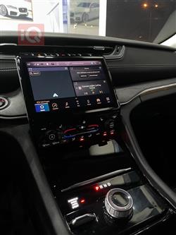 جیپ گراند شیرۆکی